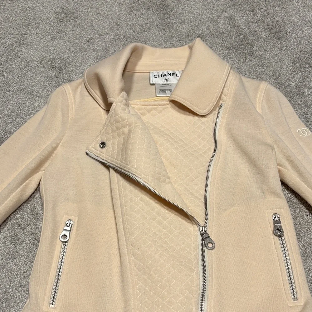 CHANEL Ivory Biker Jacket with Zipper Accents - Picture 9 of 15